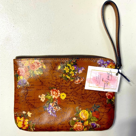 Patricia Nash “Cassini” English Garden Floral Map Wristlet - Picture 1 of 7